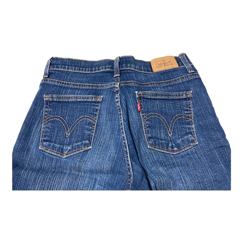 Levi's 548 Perfectly Slimming Shorts Denim Stretch Women's 6 Distressed EUC - Picture 4 of 7